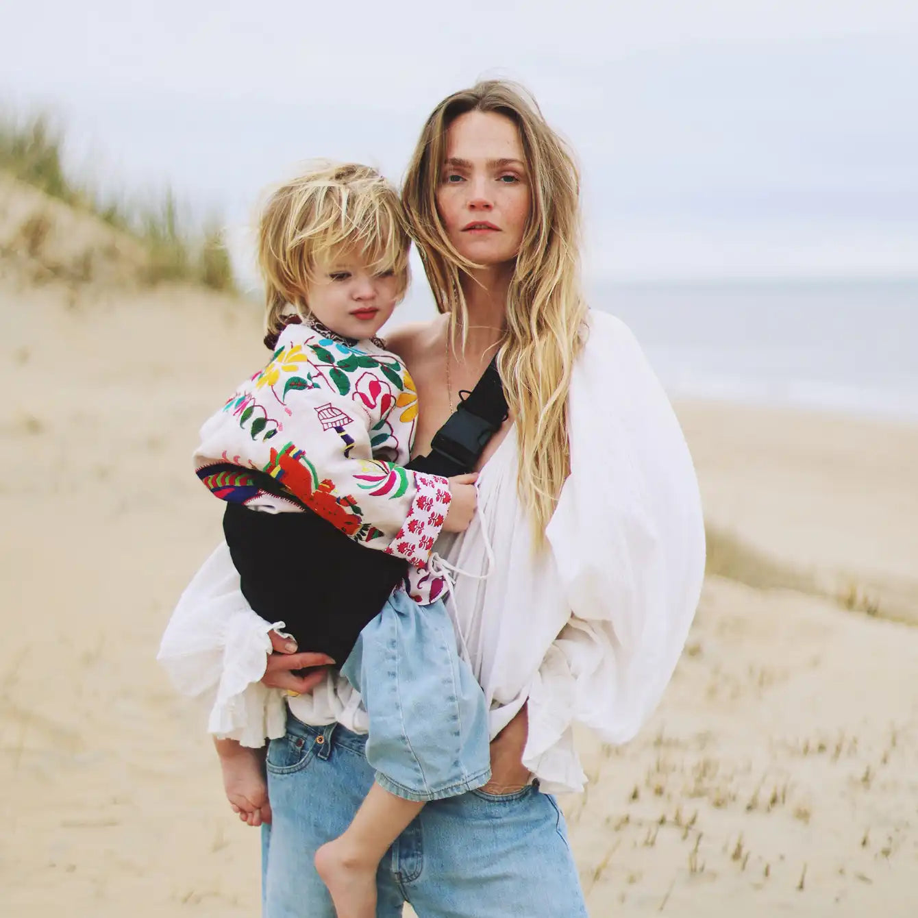 Twinie. Toddler Carrier c7c7dy-dz.myshopify.com
